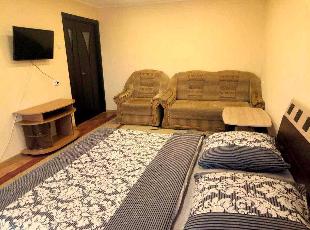 Gil Apartment 2К Квартира Центр Пл Петефи 9A Uzjhorod Eksteriør bilde